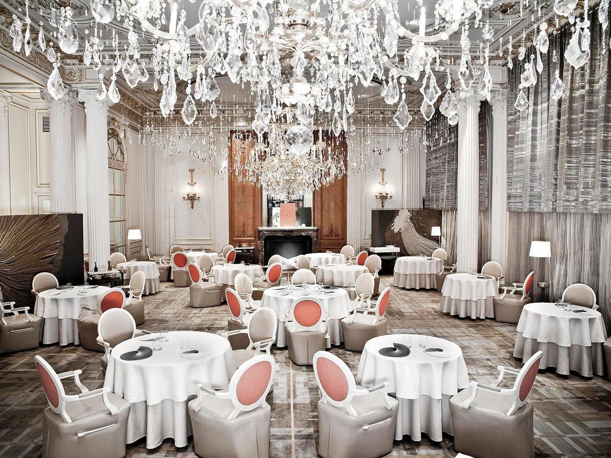 Một bữa tại Alain Ducasse au Plaza Athénée